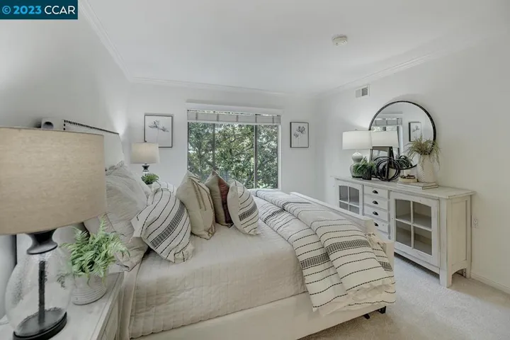 1300 Canyonwood Ct Unit 11, Walnut Creek, California 94595