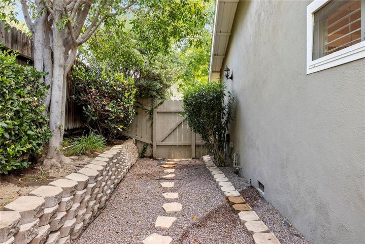 1311 N Acacia Avenue, Fullerton, California 92831