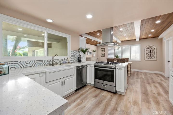 1311 N Acacia Avenue, Fullerton, California 92831