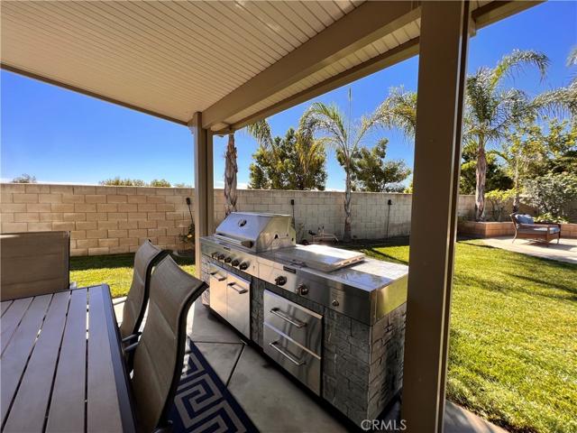 6798 Lindbergh Avenue, Fontana, California 92336