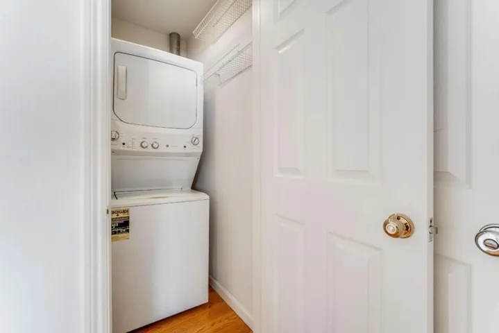 640 Forest Avenue Unit C, Palo Alto, California 94301