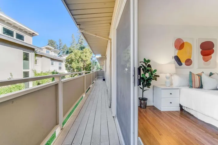 640 Forest Avenue Unit C, Palo Alto, California 94301