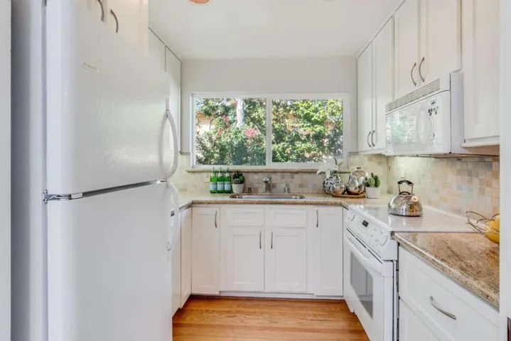 640 Forest Avenue Unit C, Palo Alto, California 94301