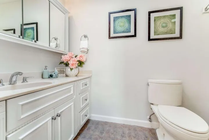 640 Forest Avenue Unit C, Palo Alto, California 94301