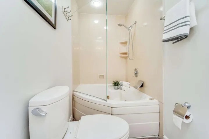 640 Forest Avenue Unit C, Palo Alto, California 94301