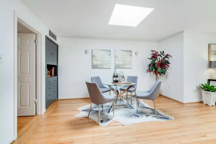 640 Forest Avenue Unit C, Palo Alto, California 94301