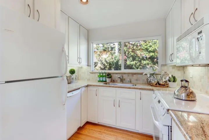 640 Forest Avenue Unit C, Palo Alto, California 94301