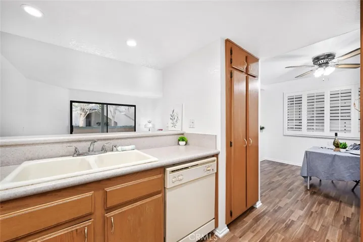 3583 Greentree Unit B, Anaheim, California 92804