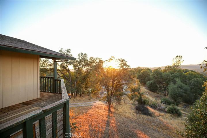4884 Oakridge Road, Mariposa, California 95338