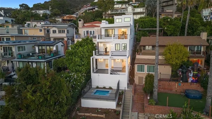 32156 Virginia Way, Laguna Beach, California 92651