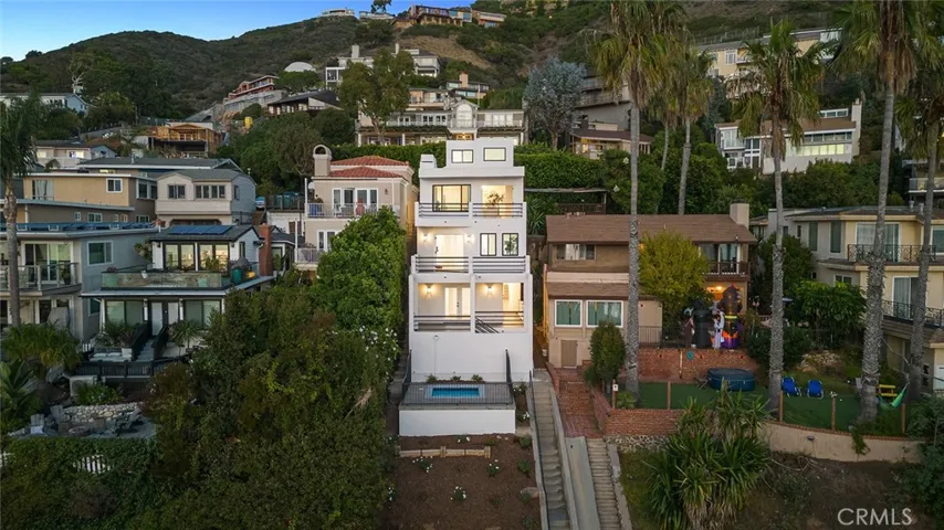 32156 Virginia Way, Laguna Beach, California 92651