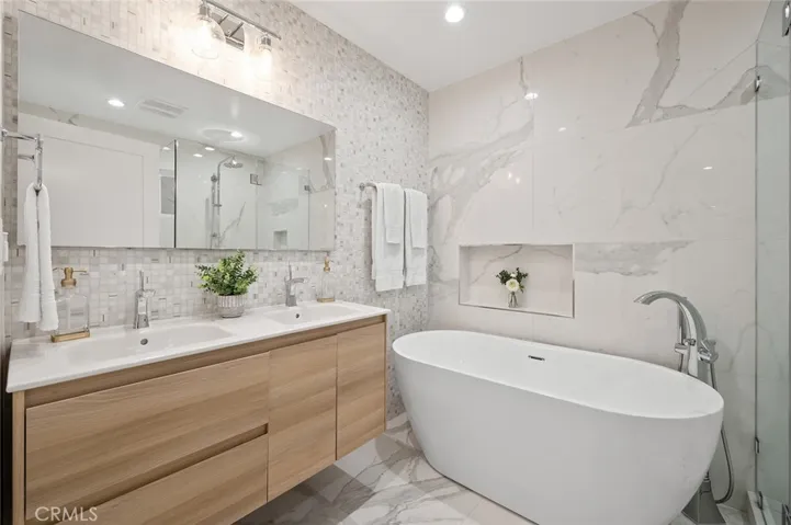 32156 Virginia Way, Laguna Beach, California 92651