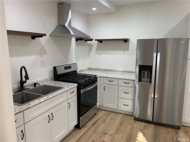 1332 A Quincy Avenue, Long Beach, California 90804