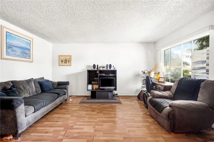 7732 Friends Avenue, Whittier, California 90602