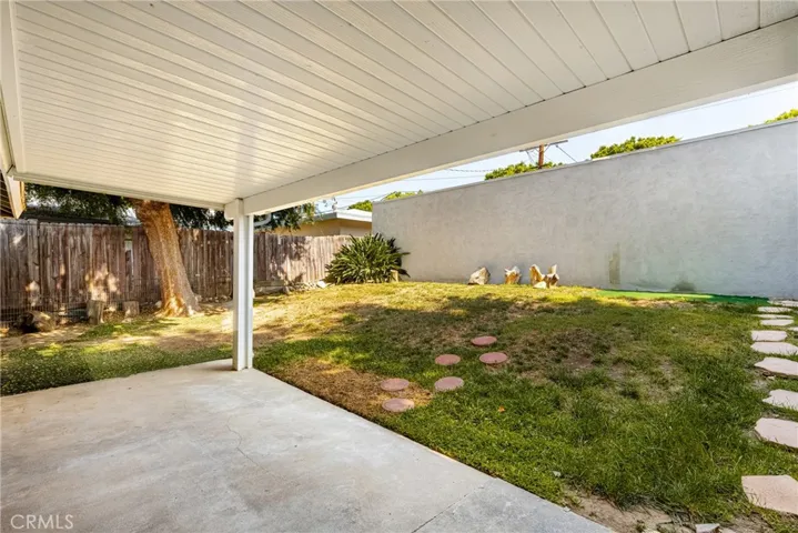 7732 Friends Avenue, Whittier, California 90602