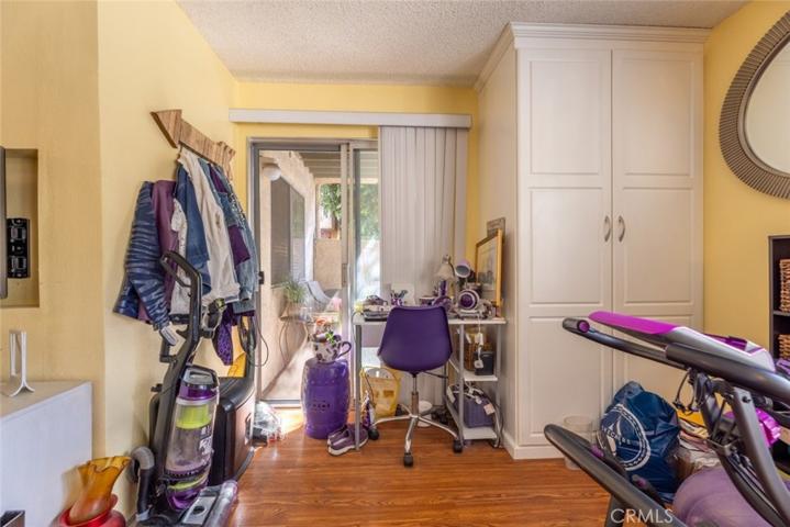 15425 Sherman Way Unit 109, Van Nuys, California 91406