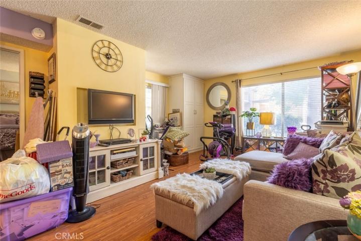 15425 Sherman Way Unit 109, Van Nuys, California 91406