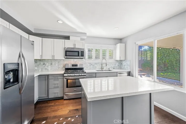 14610 Dahlia Ridge Drive, Canyon Country, California 91387