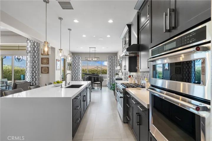 17 Sherry, Rancho Mirage, California 92270