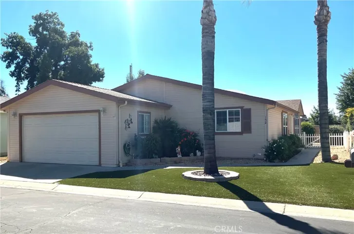 1250 N Kirby Street Unit 152, Hemet, California 92545