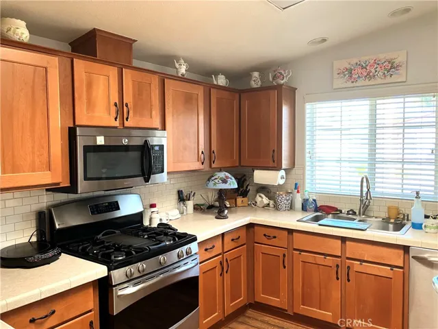 1250 N Kirby Street Unit 152, Hemet, California 92545