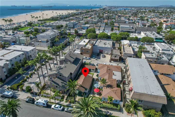 127 10th Street, Seal Beach, California 90740