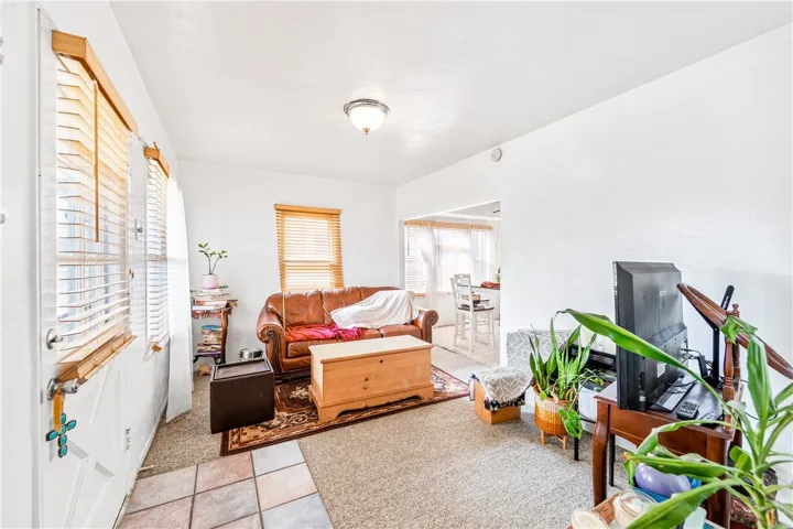 127 10th Street, Seal Beach, California 90740