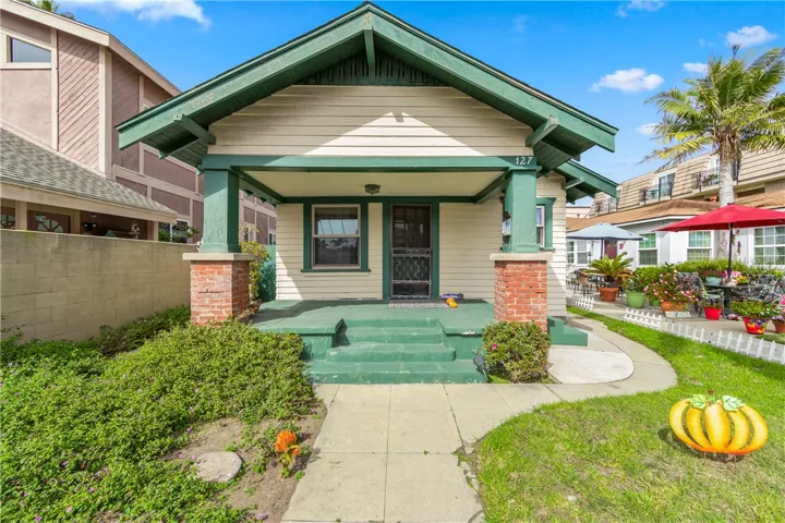 127 10th Street, Seal Beach, California 90740