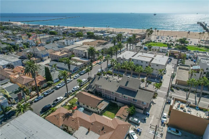 127 10th Street, Seal Beach, California 90740