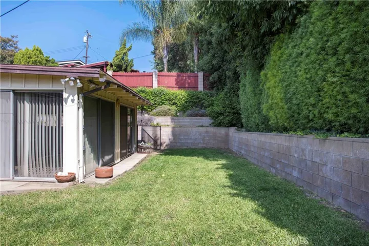 1332 Essex Court, Glendora, California 91740