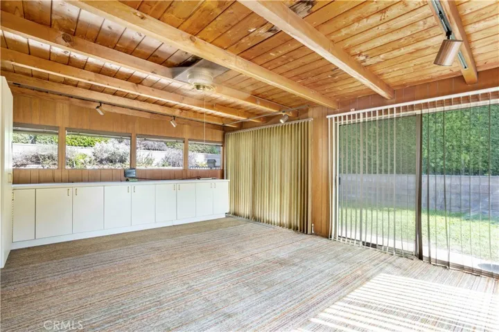1332 Essex Court, Glendora, California 91740