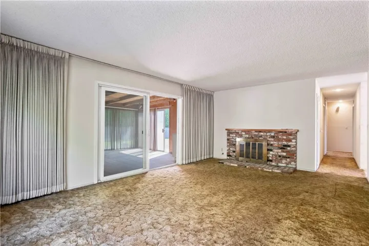 1332 Essex Court, Glendora, California 91740