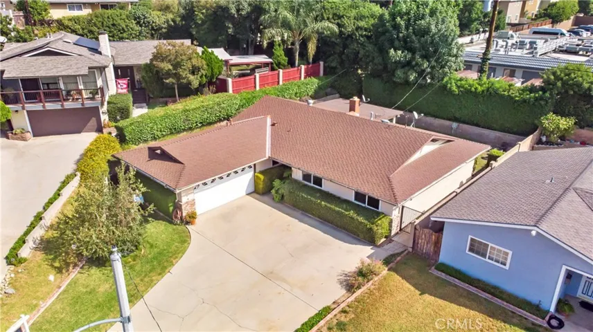 1332 Essex Court, Glendora, California 91740