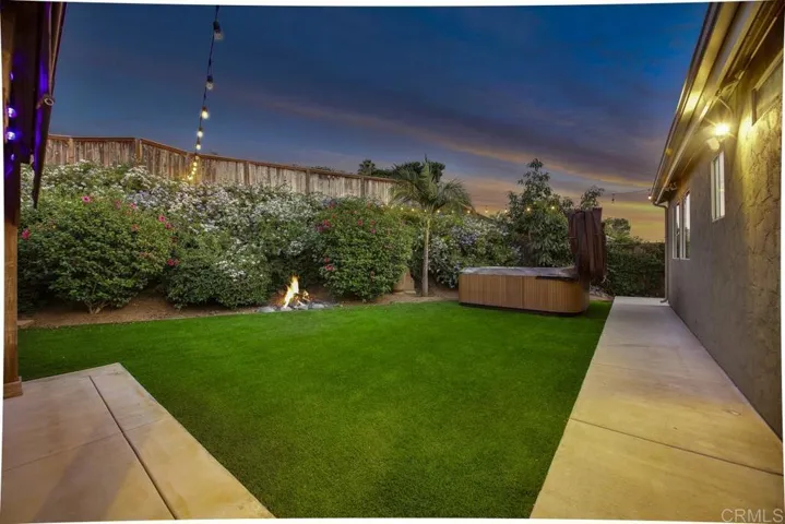 2114 Fiori Drive, Vista, California 92084