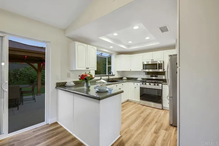 2114 Fiori Drive, Vista, California 92084