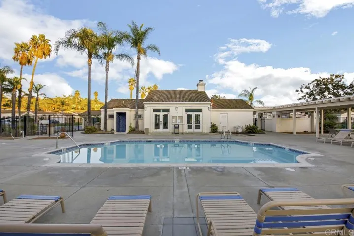 2114 Fiori Drive, Vista, California 92084