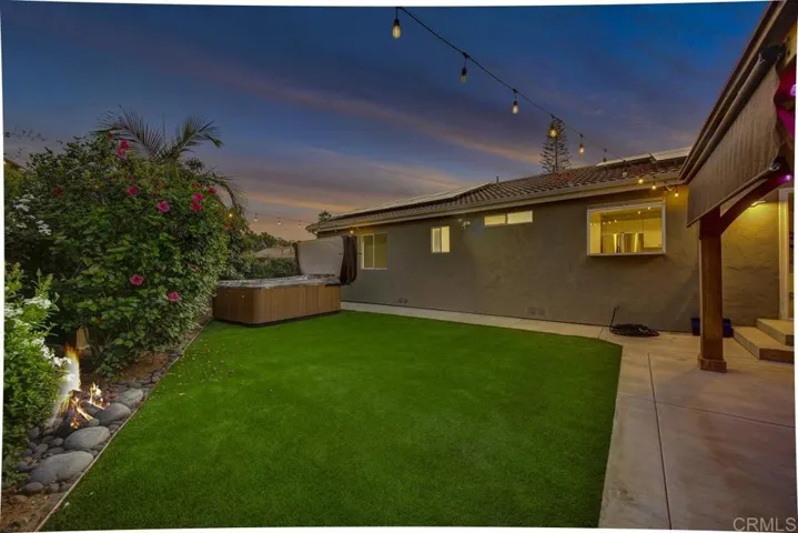 2114 Fiori Drive, Vista, California 92084