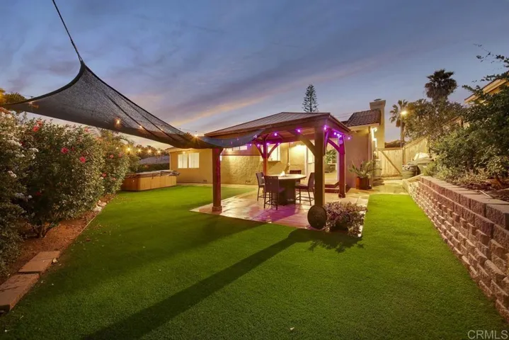 2114 Fiori Drive, Vista, California 92084