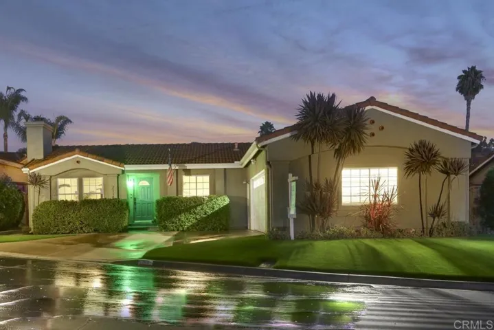 2114 Fiori Drive, Vista, California 92084