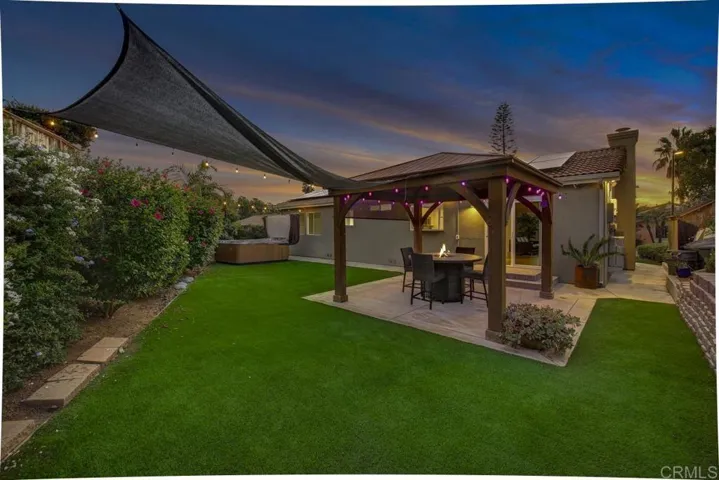 2114 Fiori Drive, Vista, California 92084