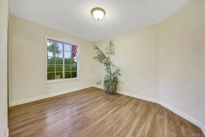 2114 Fiori Drive, Vista, California 92084