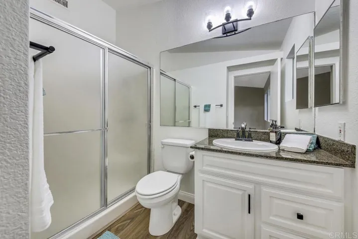 2114 Fiori Drive, Vista, California 92084
