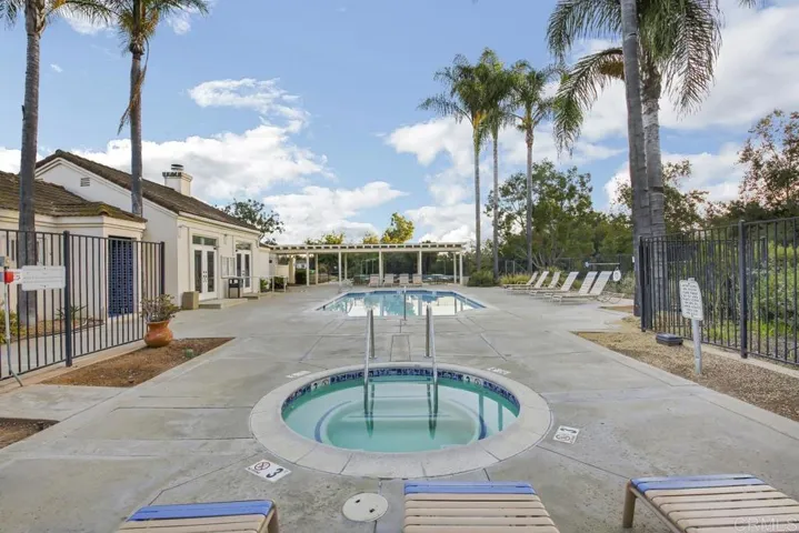 2114 Fiori Drive, Vista, California 92084