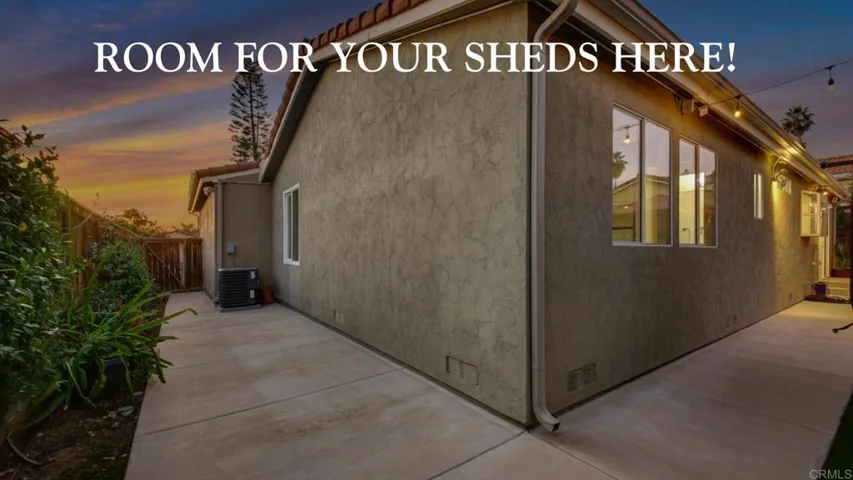 2114 Fiori Drive, Vista, California 92084