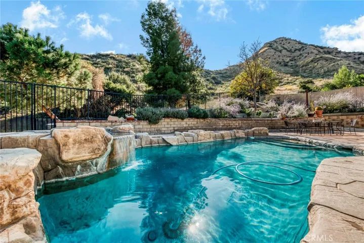 14712 Hydrangea Way, Canyon Country, California 91387