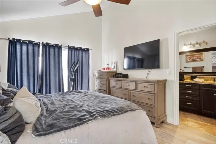 1131 Viewcrest Court, Corona, California 92882