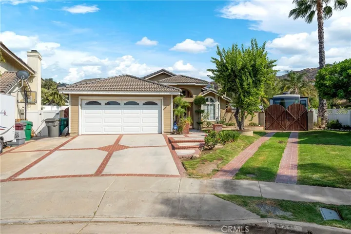 Beautiful cul de sac location