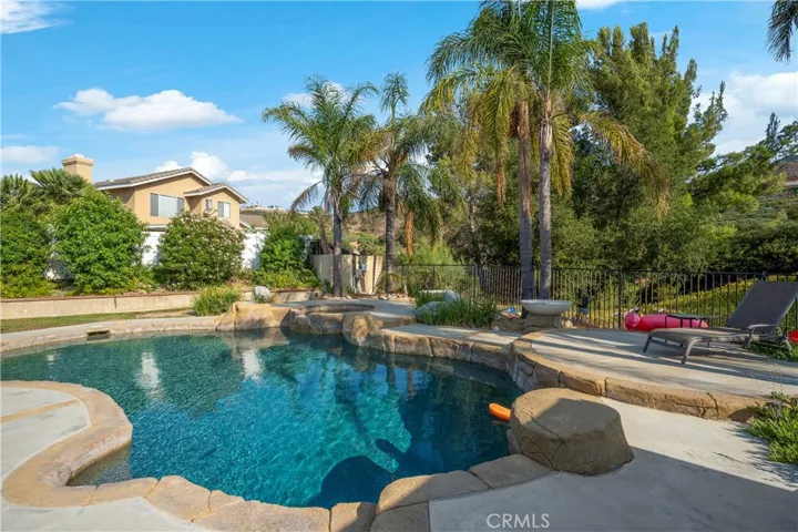 1131 Viewcrest Court, Corona, California 92882