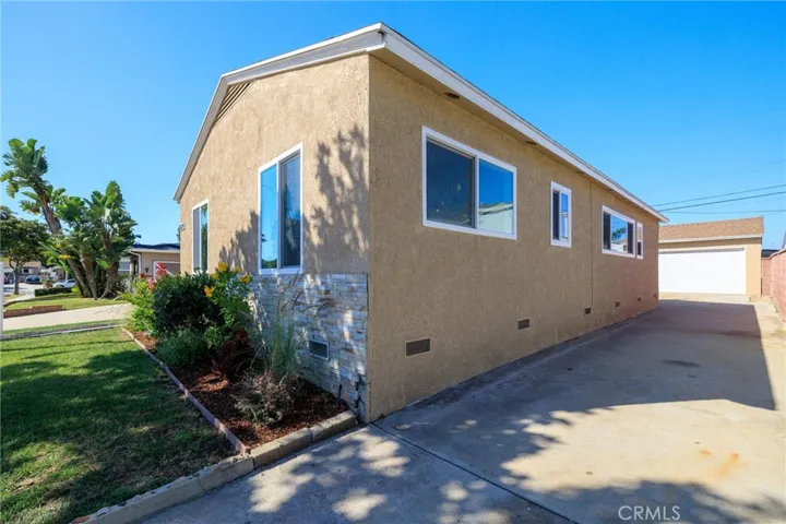5529 W 138th Place, Hawthorne, California 90250