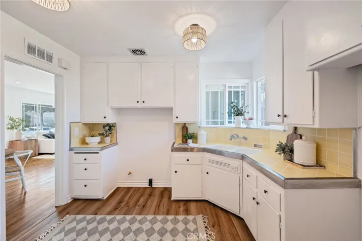 5529 W 138th Place, Hawthorne, California 90250